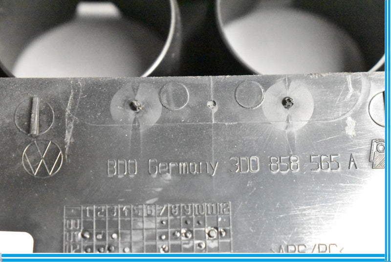 Load image into Gallery viewer, 04-10 Bentley Continental Steering Column Cover 3D0858565A Oem