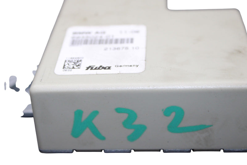 Load image into Gallery viewer, 10-16 BMW 535i 550i F07 GT Antenna Amplifier AMP Module Unit 6935024 Oem