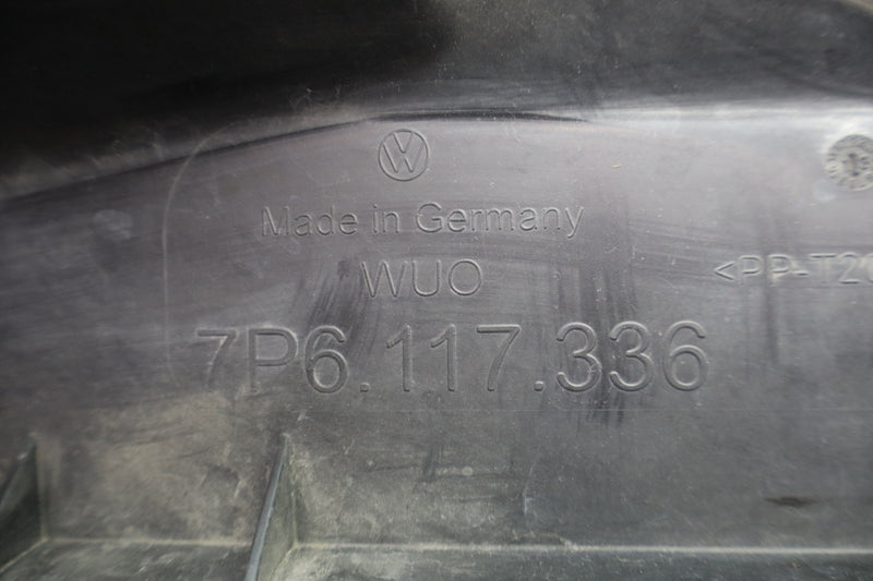 Load image into Gallery viewer, 11-14 Volkswagen Touareg VW Right Intercooler Air Guide Intake Intake Duct Oem