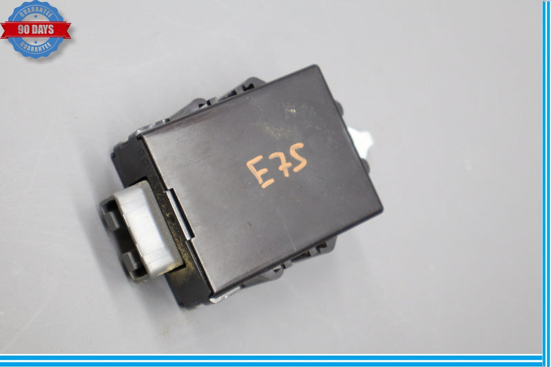 Load image into Gallery viewer, 07-12 Lexus LS460 LS460L Bus Buffer Computer Control Module Oem