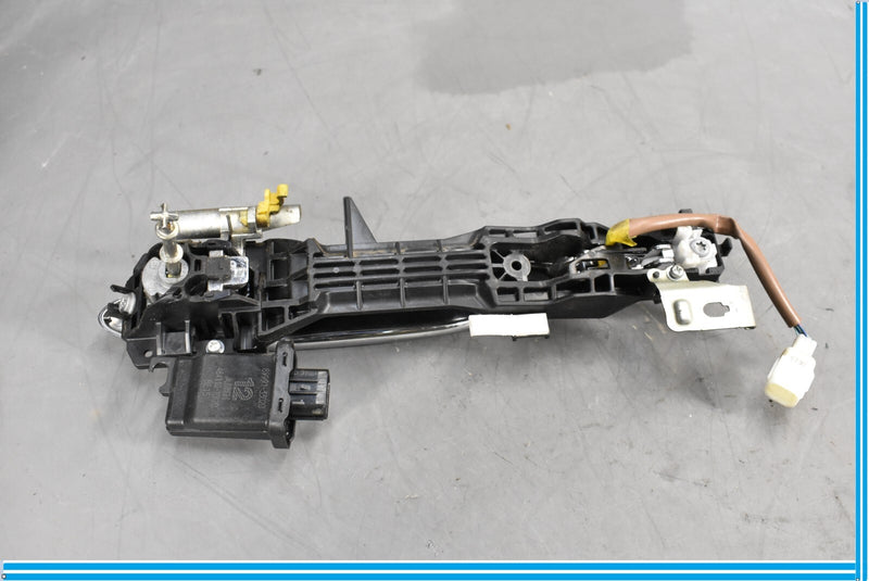 Load image into Gallery viewer, 07-17 Lexus LS460 LS460L Front Left Exterior Door Handle Oem