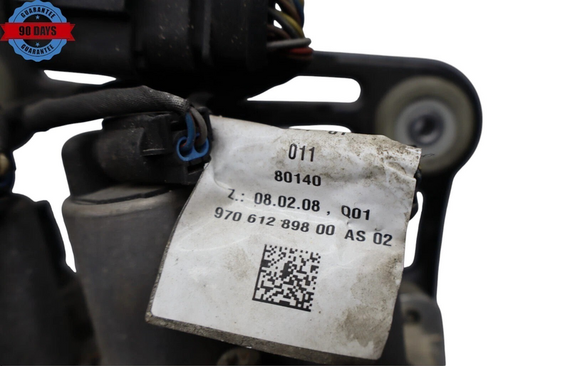 Load image into Gallery viewer, 10-16 Porsche Cayenne Panamera Rear Sway Bar Control Valve Block 97061289800 OEM