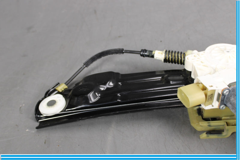 Load image into Gallery viewer, 09-15 BMW 750i 750Li F01 Rear Right Passenger Side Door Window Regulator Oem