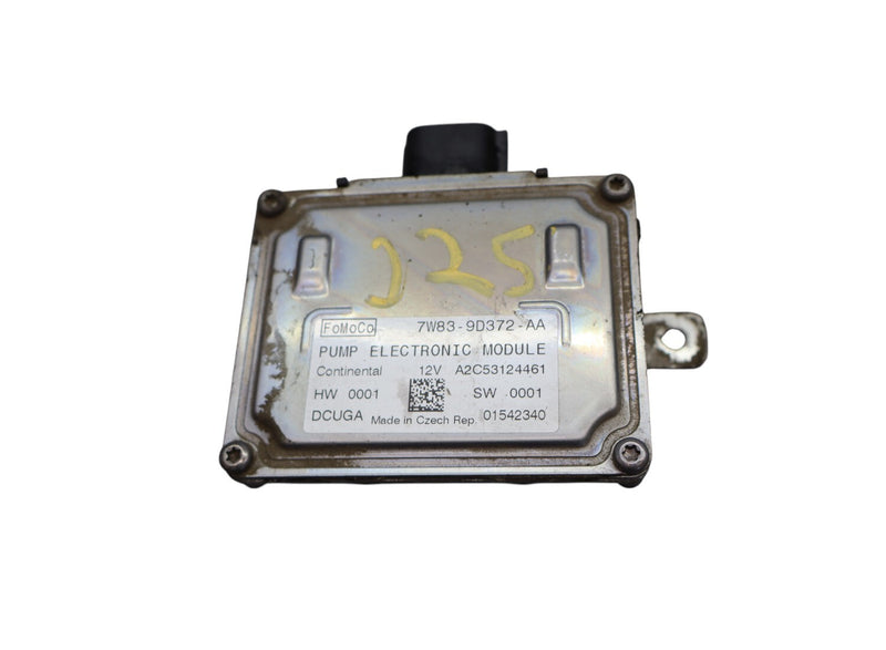 Load image into Gallery viewer, 07-24 Jaguar X250 XF XK F-Type XF Gas Fuel Pump Control Module 7W839D372AA Oem
