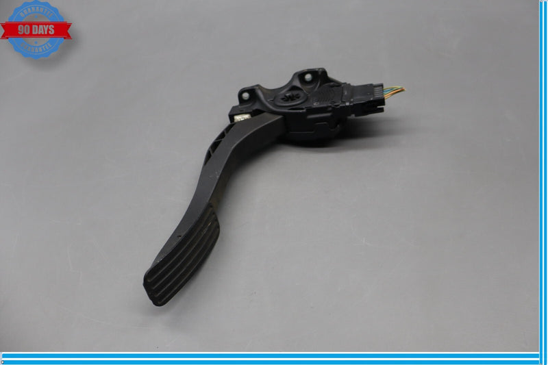 Load image into Gallery viewer, 10-15 Jaguar XJ XJL X351 Gas Accelerator Throttle Pedal Assembly 9X239F832AA Oem