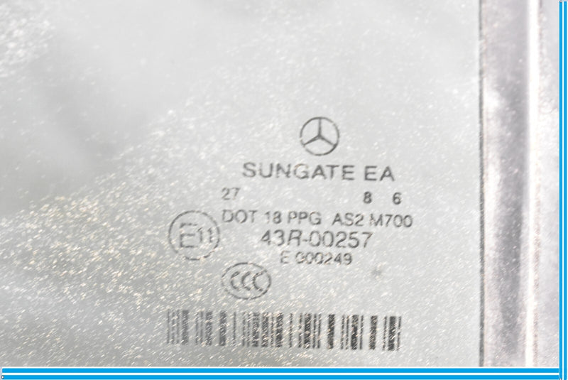 Load image into Gallery viewer, 07-13 Mercedes W221 S550 S600 Rear Right Passenger Side Quarter Window Glass Oem