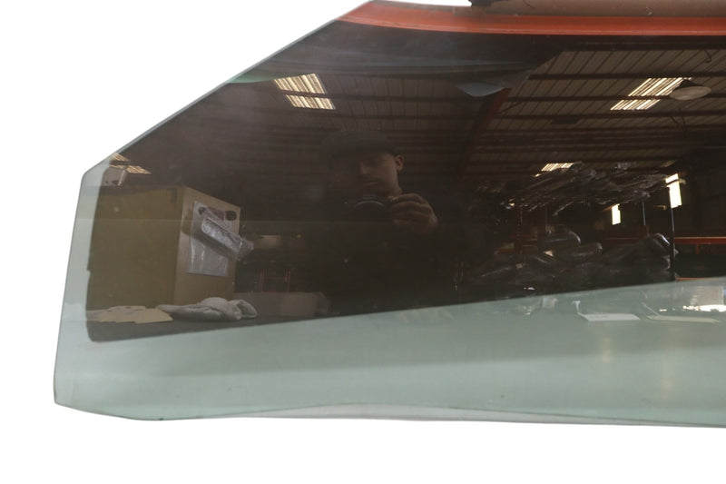 Load image into Gallery viewer, 03-12 Mercedes SL500 SL550 Front Left Driver Door Window Glass 2307250110 Oem