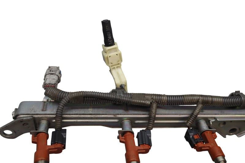 Load image into Gallery viewer, 07-12 Lexus LS460 LS460L XF40 Right Side Engine Motor Fuel Rail 2325038020 Oem