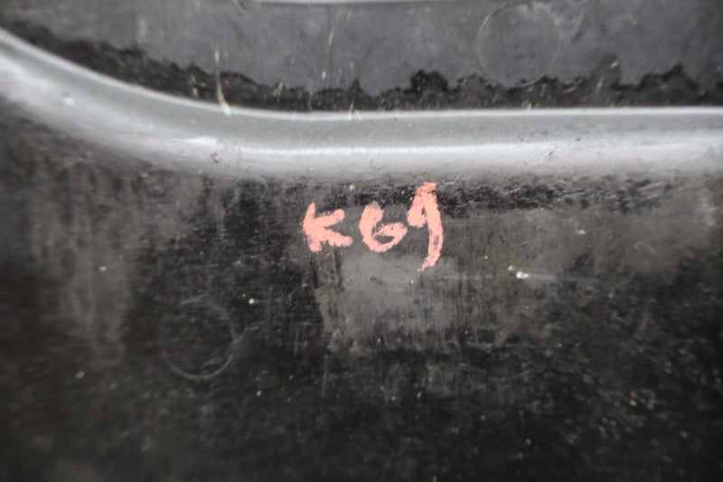 Load image into Gallery viewer, 08-17 Mercedes C350 E350 Engine Center Middle Lower Mud Flap Splash Guard Oem