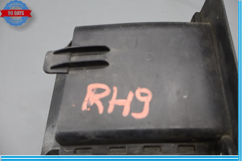 Load image into Gallery viewer, 09-15 BMW 750i 740i Radiator Right Air Intake Channel Duct Tube Oem