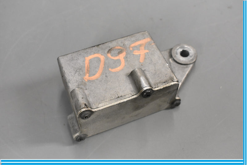 Load image into Gallery viewer, 18-20 Jaguar E-Pace Auto Rear Right Suspension Beam Oem