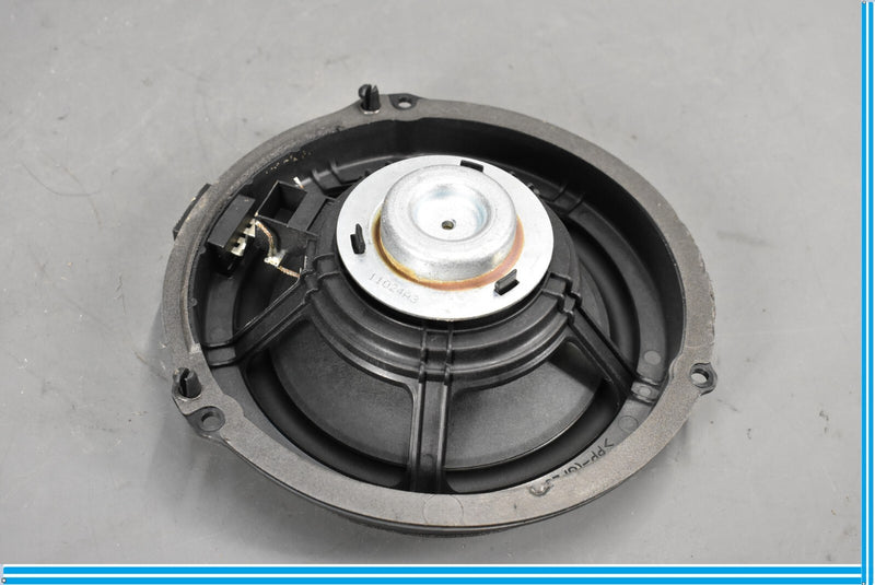 Load image into Gallery viewer, 10-12 Jaguar XJ XJL Rear Right Passenger Side Door Bass Audio Speaker Oem