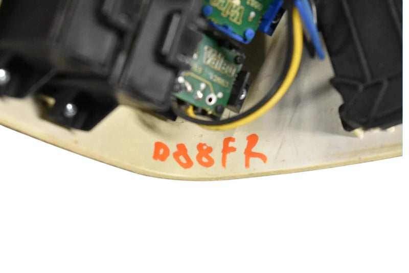 Load image into Gallery viewer, 03-13 Maserati Quattroporte M139 Front Right Side Seat Control Memory Switch OEM