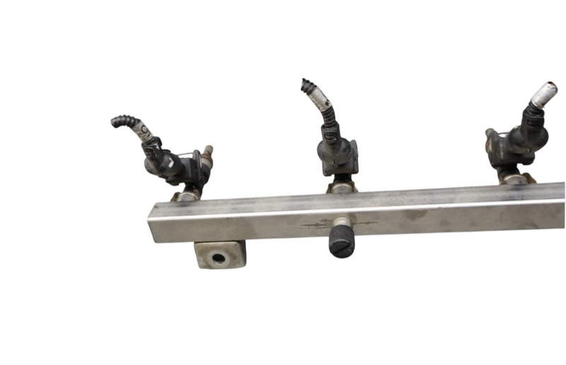 Load image into Gallery viewer, 03-19 Maserati Quattroporte Left Side Fuel Injection Rail Line W/ Injectors Oem