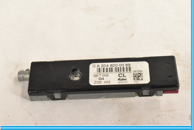 Load image into Gallery viewer, 2009 Mercedes W204 C250 C300 Rear Left Driver Antenna Amplifier Booster OEM