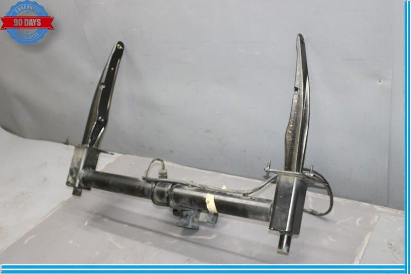 Load image into Gallery viewer, 07-12 Mercedes X164 GL450 GL550 Trailer Rear Tow Hitch Reinforcement Bar Oem