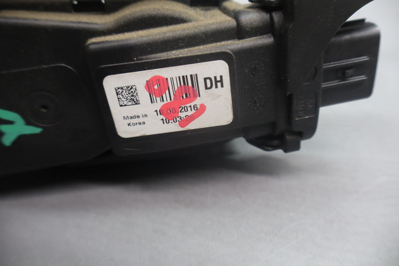Load image into Gallery viewer, 15-23 Hyundai Genesis Engine Gas Acceleration Accelerator Pedal Assembly OEM