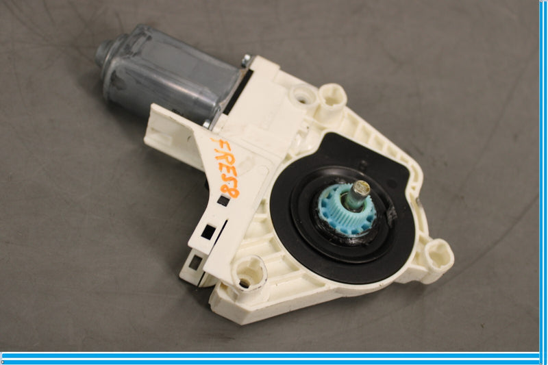 Load image into Gallery viewer, 11-18 Porsche Cayenne Front Right Side Door Window Regulator Motor Oem