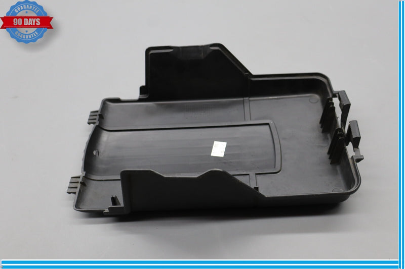 Load image into Gallery viewer, 06-18 Audi A3 A3 Quattro Battery Tray Box Upper Cover Lid Black 3C0915443 Oem