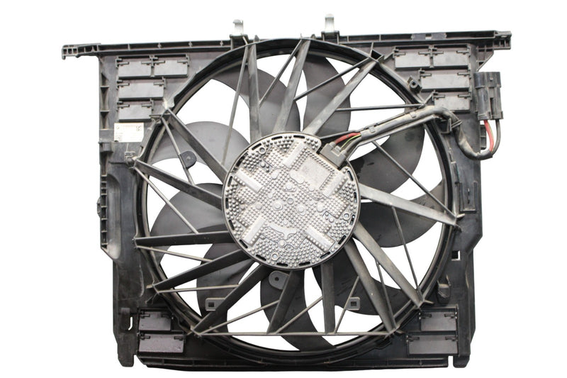 Load image into Gallery viewer, 09-19 BMW 640i 650i 750i 740i Engine Cooling Fan Motor Assembly 8509743 Oem