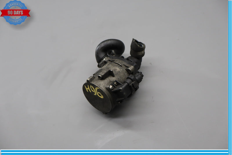 Load image into Gallery viewer, 09-13 BMW 750i F01 F02 Engine Auxiliary Coolant Water Pump 7566335 Oem
