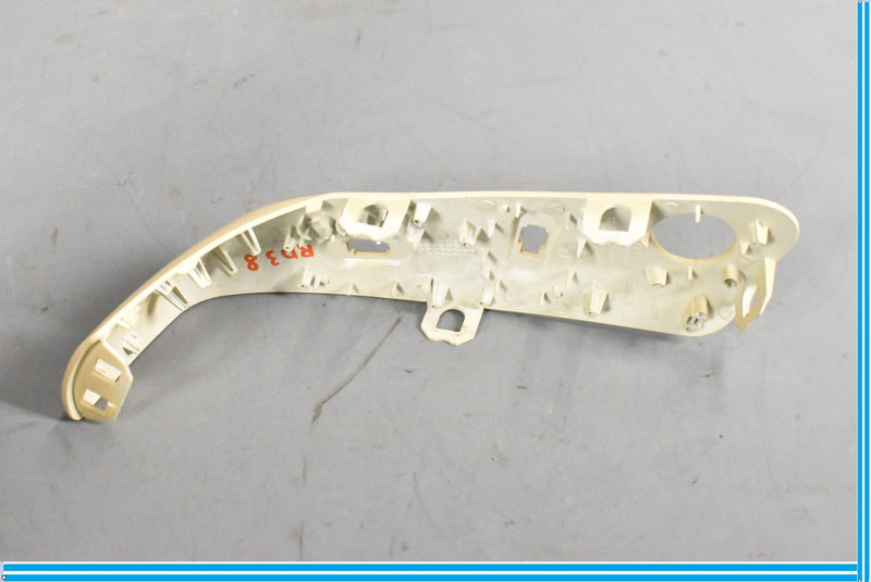 Load image into Gallery viewer, 04-13 Maserati Quattroporte M139 Front Right Seat Control Switch Trim Cover Oem