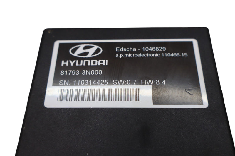 Load image into Gallery viewer, 11-16 Hyundai Equus Rear Trunk Power Release Motor W/ Trunk Module Unit Oem