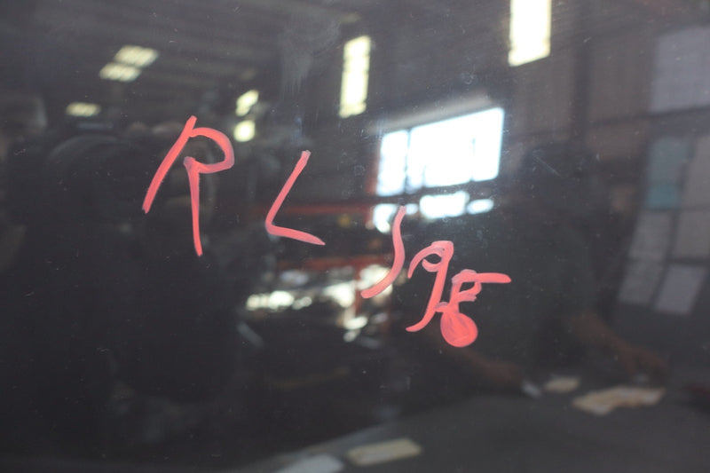 Load image into Gallery viewer, 07–13 Mercedes S550 CL550 Rear Left Driver Side Door Window Glass Oem