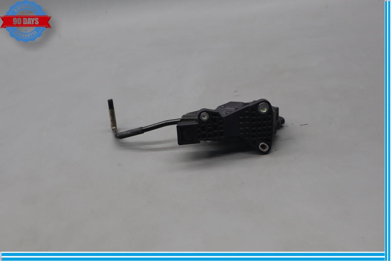 Load image into Gallery viewer, 07-12 Lexus LS460 Accelerator Throttle Gas Pedal Assemblies W/ Sensor Denso Oem