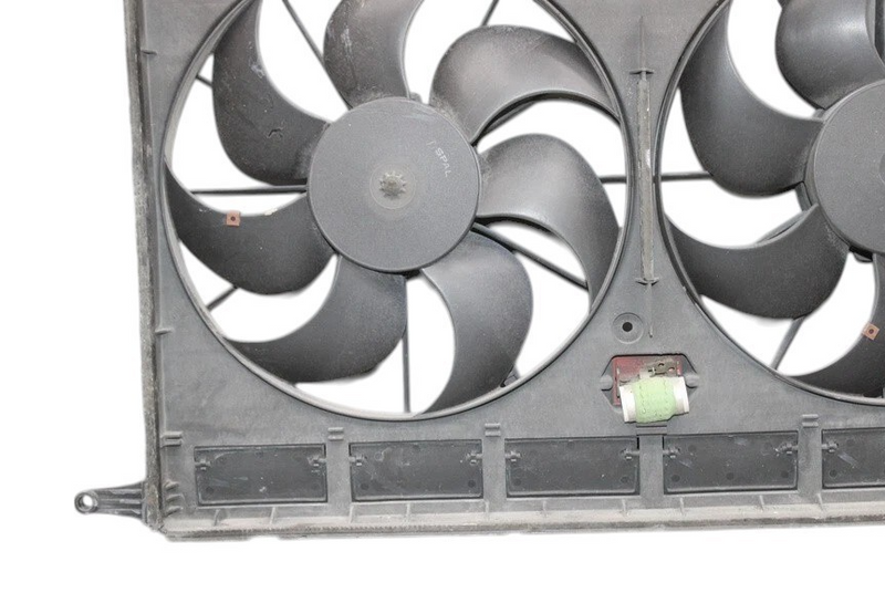 Load image into Gallery viewer, 04-08 Maserati Quattroporte M139 Radiator Cooling Fan Motor Assembly 022760 Oem