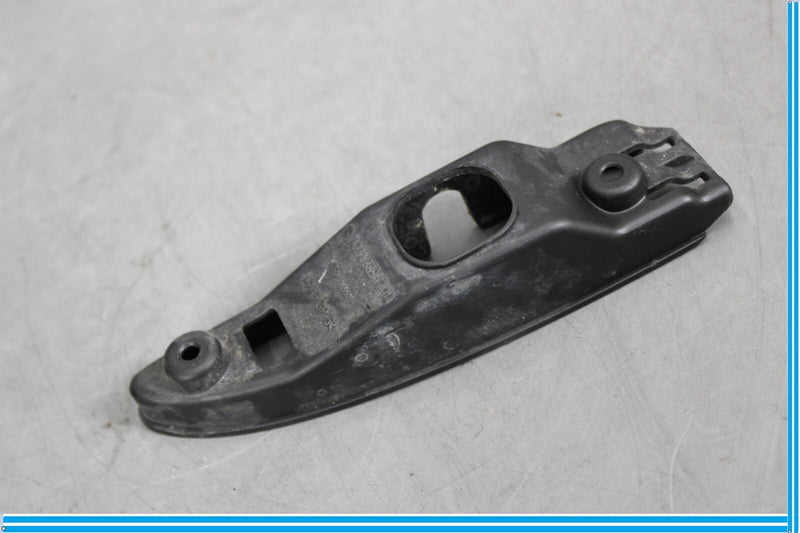 Load image into Gallery viewer, 03-08 Mercedes R230 SL550 Front Left Bumper Cover Turn Signal Light Bracket Oem