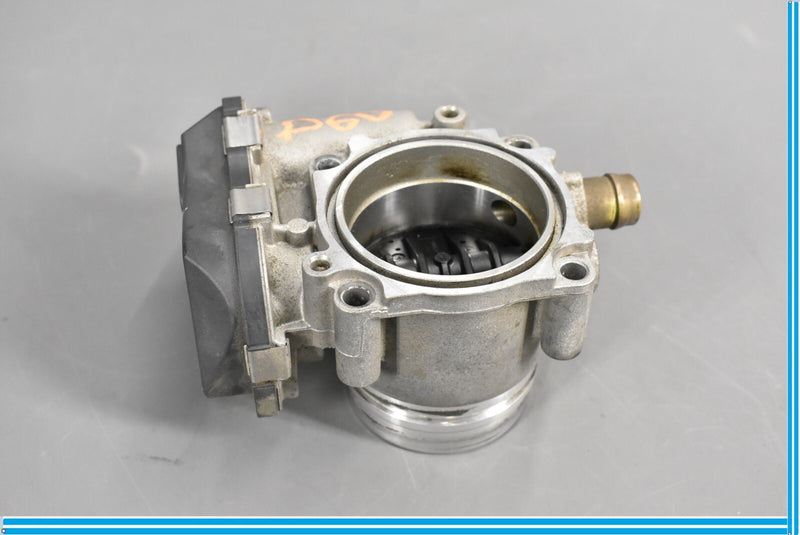 Load image into Gallery viewer, 12-18 BMW 320i 328i F30 7588625 Engine Throttle Body Assembly 7588625 Oem