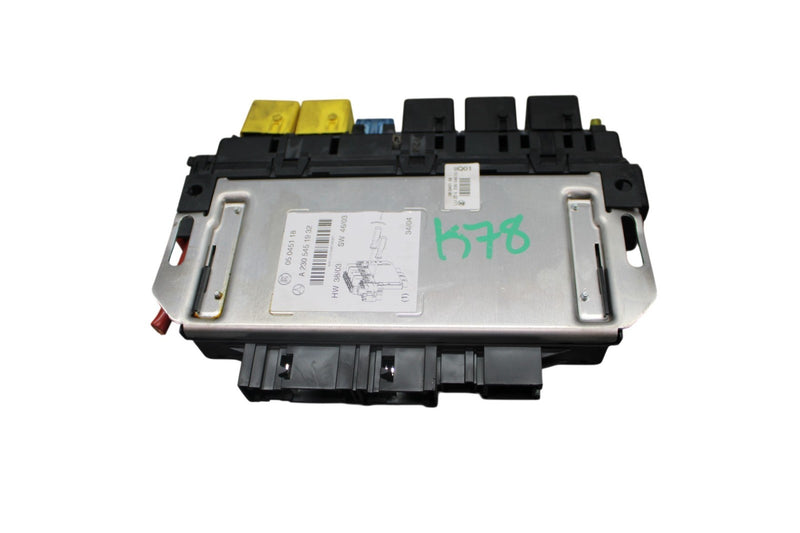 Load image into Gallery viewer, 03-12 Mercedes R230 SL500 Front Left Side SAM Fuse Box Control Module Oem