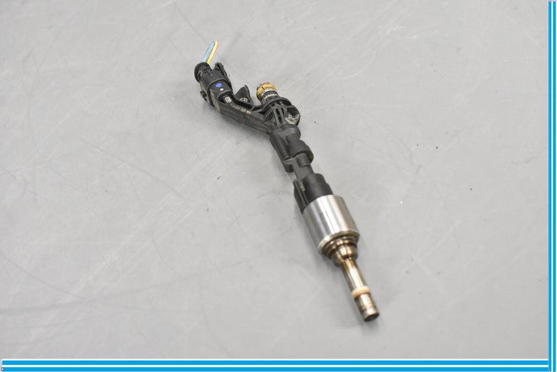 Load image into Gallery viewer, 10-19 Jaguar XJ XJL Range Rover Fuel Injector Only 1 Oem