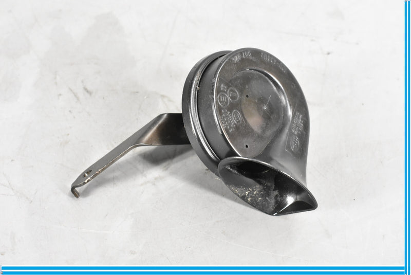 Load image into Gallery viewer, 09-15 BMW 750I 750LI F02 Front Right Passenger Low Tone Pitch Horn Signal Oem