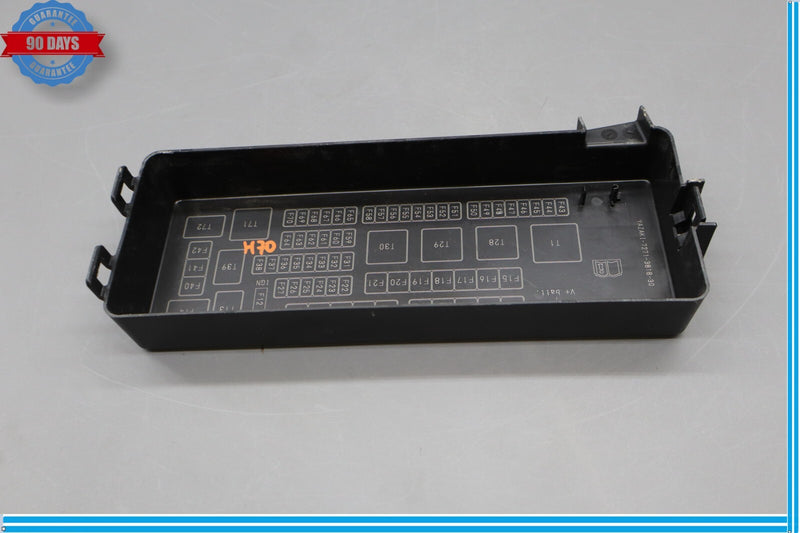 Load image into Gallery viewer, 14-21 Maserati Quattroporte Rear Trunk Main Wiring Fuse Box Lid Cover Oem