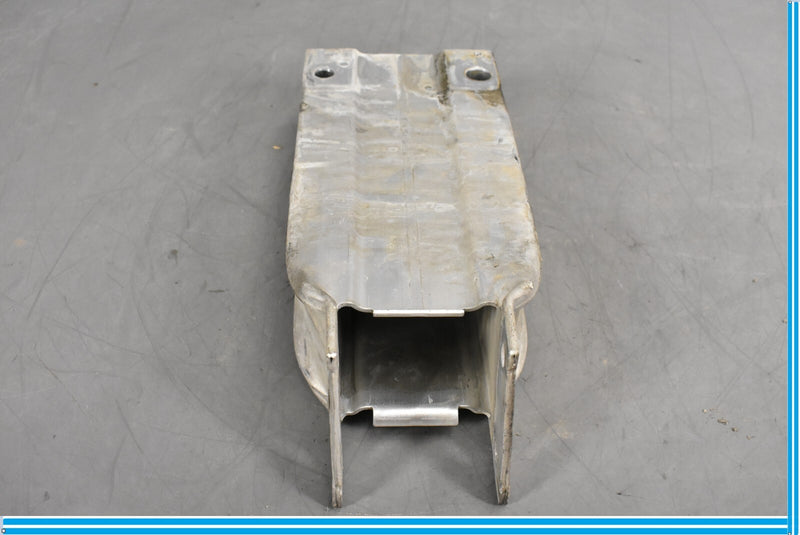 Load image into Gallery viewer, 12-18 Mercedes CLS550 E350 Front Left Bumper Bracket Shock Absorber Oem