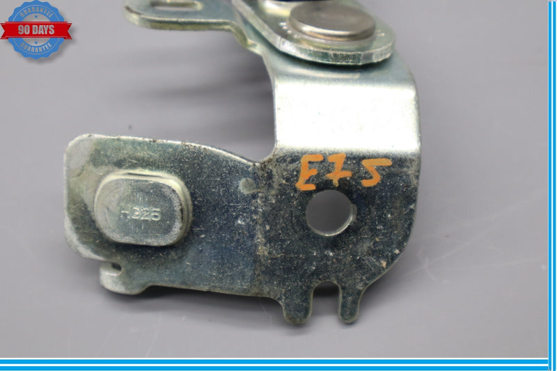 Load image into Gallery viewer, 07-12 Lexus LS460 LS460L Rear Center Seatbelt Seat Belt Buckle Oem