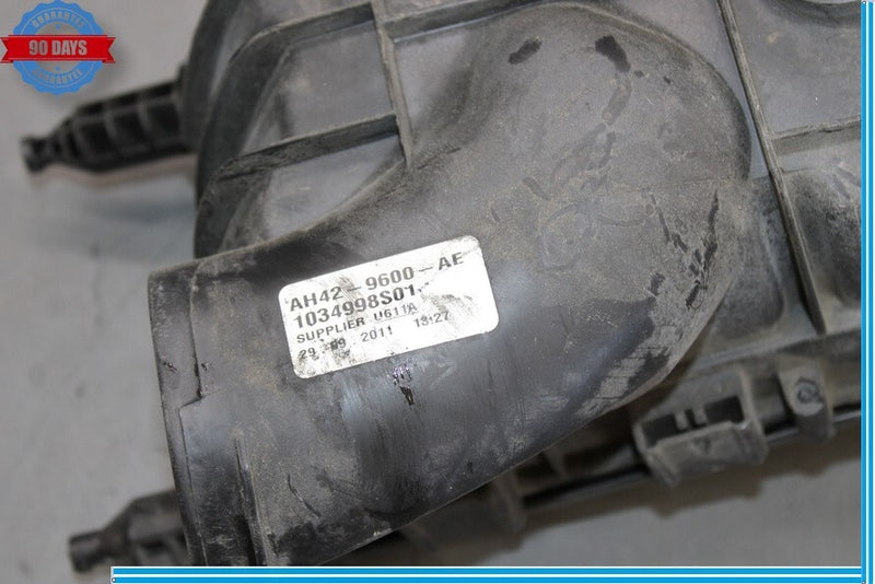 Load image into Gallery viewer, 10-12 Land Range Rover Left Side Air Intake Cleaner Filter Box Housing Oem