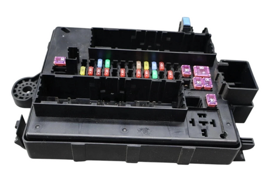 20-24 Buick Enclave Avenir Cabin Fuse Relay Box Junction Block 84604297 OEM