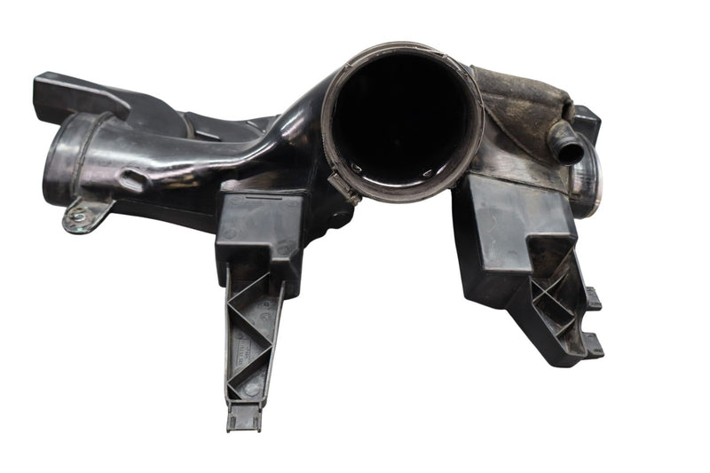 Load image into Gallery viewer, 13-22 Land Rover Range Rover Air Cleaner Intake Resonator Duct Tube Hose Oem