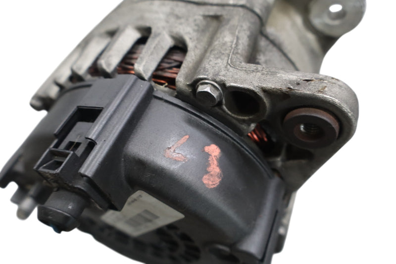 Load image into Gallery viewer, 11-18 Porsche Cayenne 958 Engine Alternator Generator 14W 220 Amp Valeo Oem