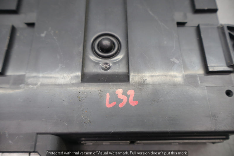 Load image into Gallery viewer, 12-13 Range Rover Evoque L538 Anti Theft Locking Control Module Unit ECU Oem