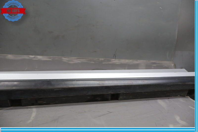 Load image into Gallery viewer, 14-20 Maserati Ghibli M157 Right Passenger Side Skirt Rocker Panel Molding Oem