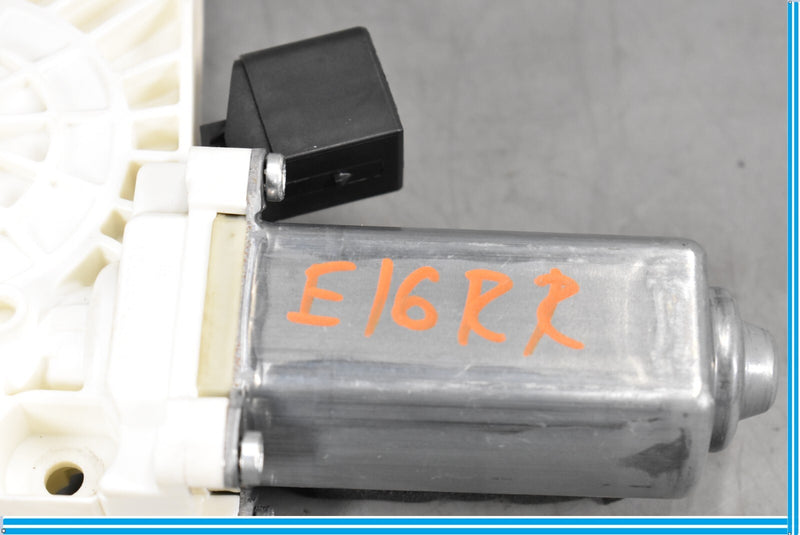 Load image into Gallery viewer, 14-18 Mercedes CLA250 C117 Rear Right Side Door Window Regulator Motor Oem