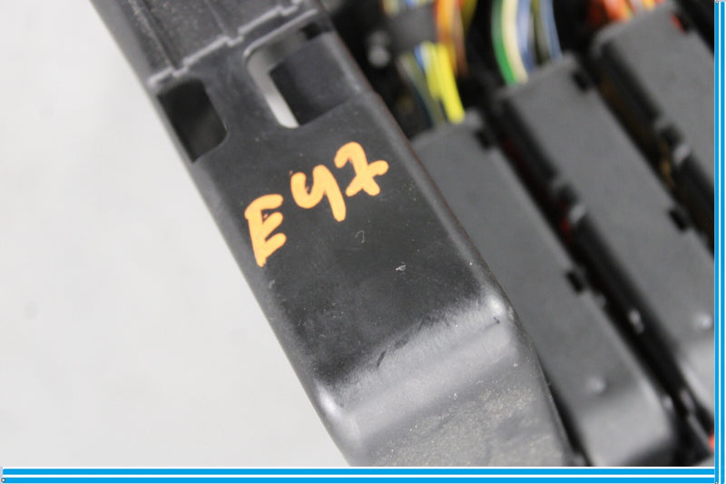 Load image into Gallery viewer, 11-18 Audi A8 Quattro S8 Fuse Relay Junction Box Black Holder Oem