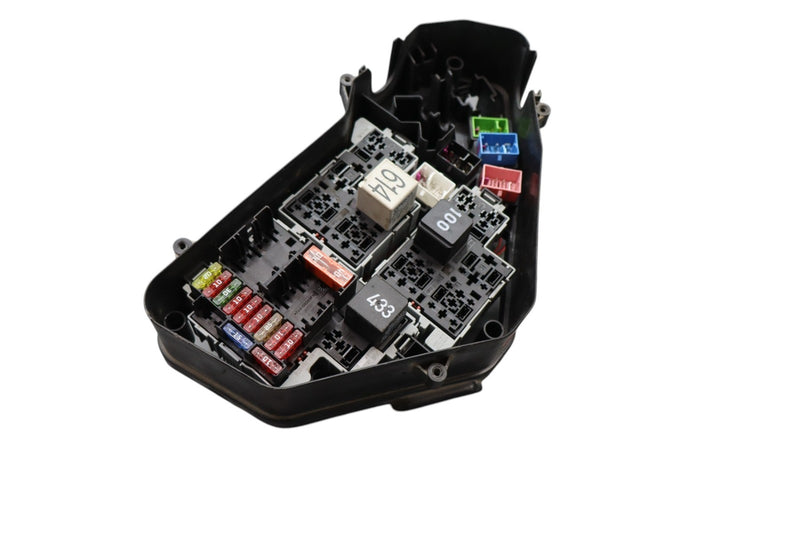 Load image into Gallery viewer, 11-17 Volkswagen Touareg Engine Fuse Box Fusebox Relay Junction Block Oem