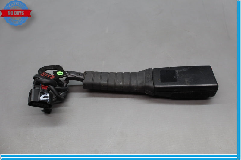 Load image into Gallery viewer, 11-18 Porsche Cayenne 958 Front Right Passenger Side Seat Belt Buckle Black Oem