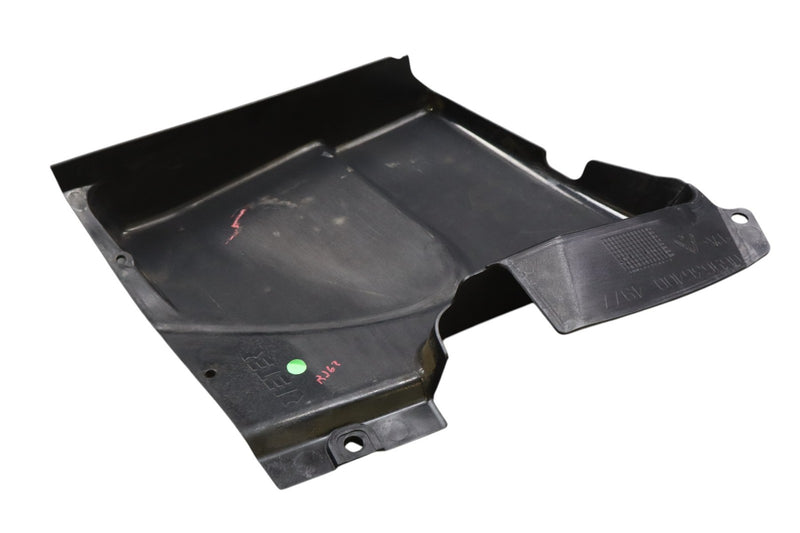 Load image into Gallery viewer, 03-13 Maserati Quattroporte M139 Right Side Engine Motor Cover 069636400 Oem