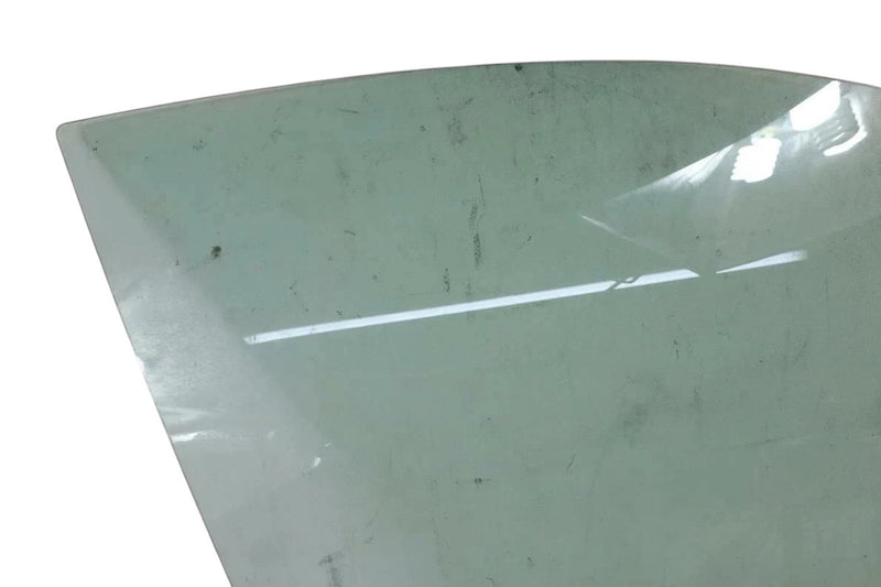 Load image into Gallery viewer, 08-11 Mercedes C300 W204 Front Right Passenger Side Door Glass 43R001582 OEM